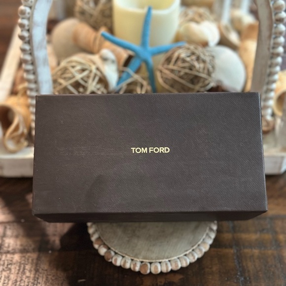Tom Ford Dark Brown Gift Box - Picture 1 of 3